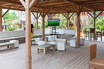 Hôtel Best Holiday à Grimaud